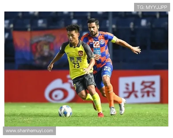 广州篮球队战术选择引发热议球迷与专家观点大碰撞